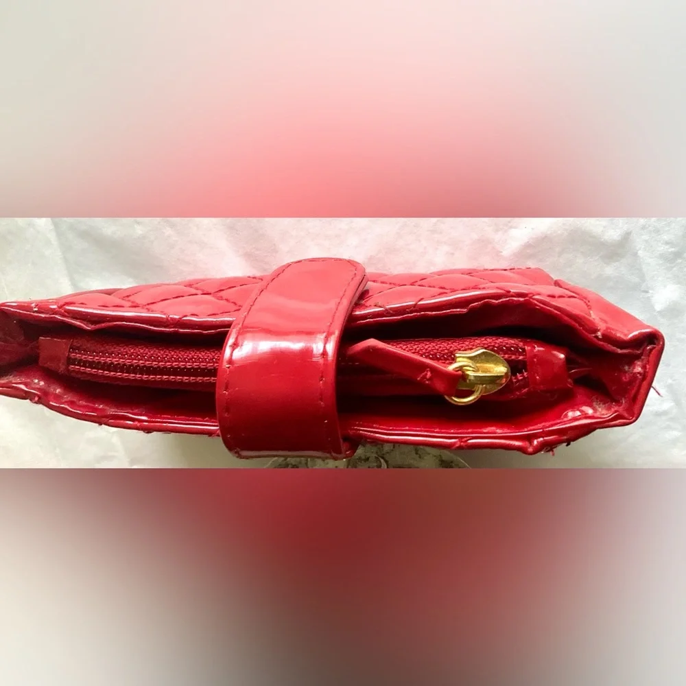 New❣️ Red Gold Patent Leather Zipper Bag